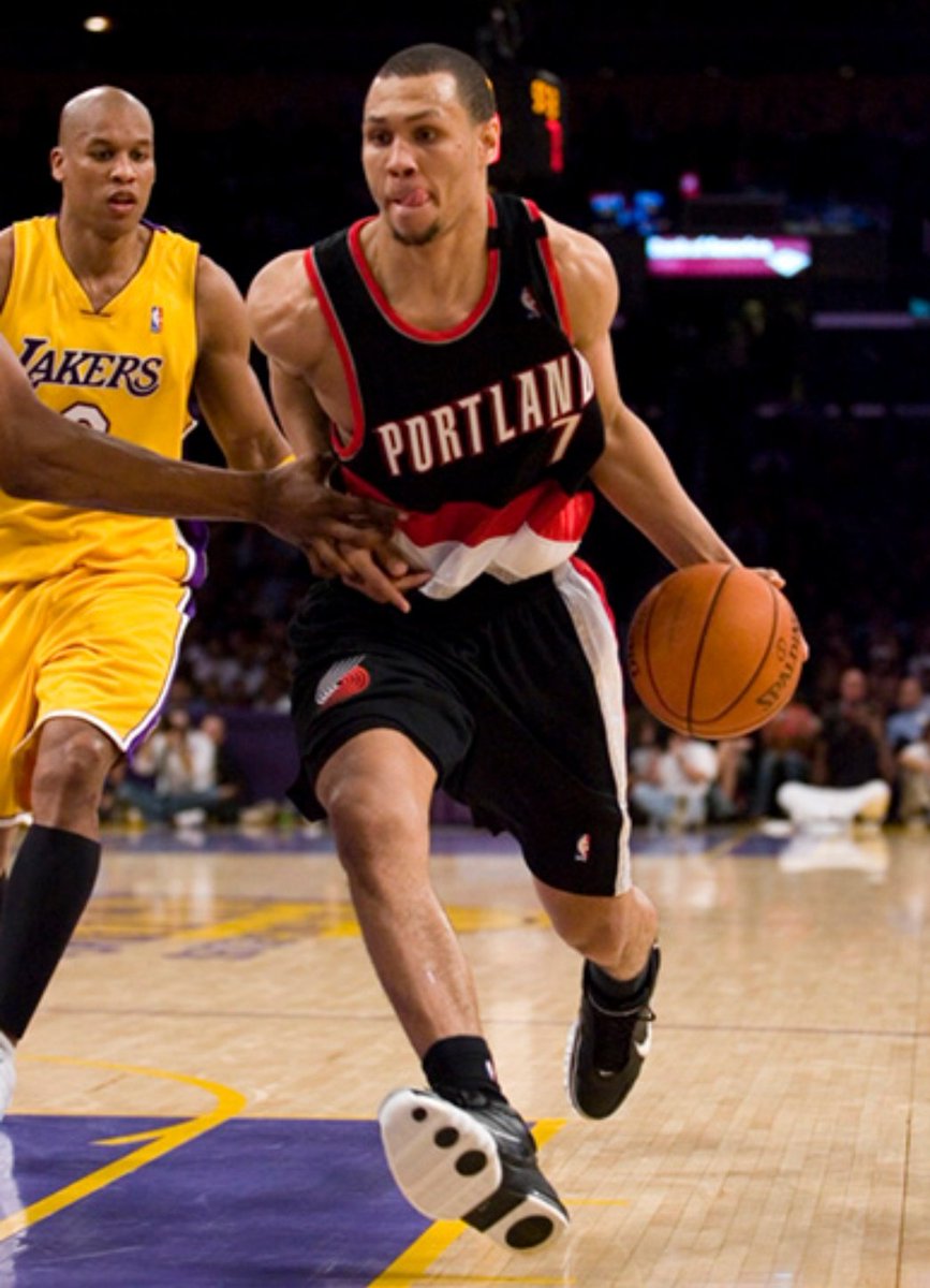 用精准的射 用精准的射