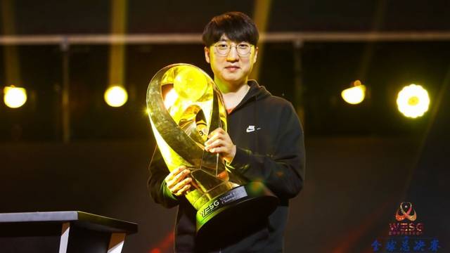 里维尔接到 里维尔接到